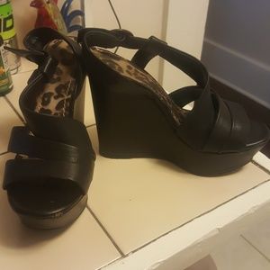 Jessica Simpson wedges